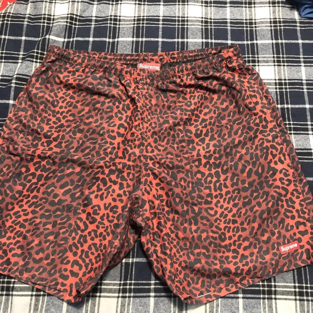 Supreme - Picture 4 of 12